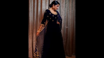 బ్లాక్ డ్రెస్ లో మైండ్ బ్లాక్ చేస్తున్న ప్రియమణి.. ట్రెడిషనల్ లుక్ లో ఆకట్టుకుంటున్న ‘ఢీ’బ్యూటీ అందాలు..