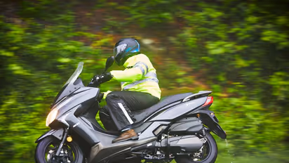 കിംകോ എക്സ്-ടൗൺ സിടി 300 മാക്സി സ്കൂട്ടർ പുറത്തിറക്കി