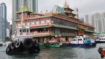The Jumbo Restaurant: ഹോങ്കോംഗിലെ പ്രശസ്തമായ ഫ്‌ളോട്ടിംഗ്  റെസ്‌റ്റോറന്റ് കടലില്‍ മുങ്ങിപ്പോയി