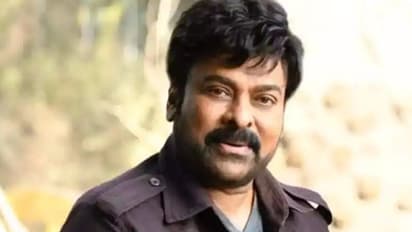  Chiranjeevi :చిల్లర బేరగాడు చిరంజీవి నిస్టేజి మీదకు తీసుకొచ్చారు 