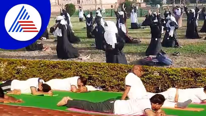 ಯತ್ನಾಳ್ ವಿರೋಧಿ ಬಣದಿಂದ ಪ್ರತ್ಯೇಕ ಯೋಗ, ಕಠಿಣ ಆಸನ ಮಾಡಲು ತಿಣುಕಾಡಿದ ಕತ್ತಿ