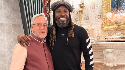 Twitter explodes with memes after Vijay Mallya shares photo with 'good friend' Gayle