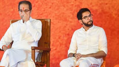 महाराष्ट्र के बागी विधायकों को मीटिंग में आने का अल्टीमेटम, लेटर जारी कर कहा- नहीं आने पर रद्द होगी सदस्यता