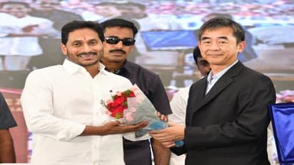 అపాచీ పరిశ్రమ ఏర్పాటుతో 10 వేల మందికి ఉద్యోగావకాశాలు: సీఎం జగన్