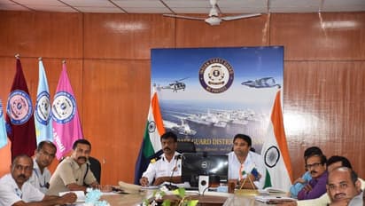 Mangaluru: ಉಳ್ಳಾಲ ಕಡಲಲ್ಲಿ ವಿದೇಶಿ ನೌಕೆ ಮುಳುಗಡೆ, ತೈಲ ಸೋರಿಕೆ ಭೀತಿ