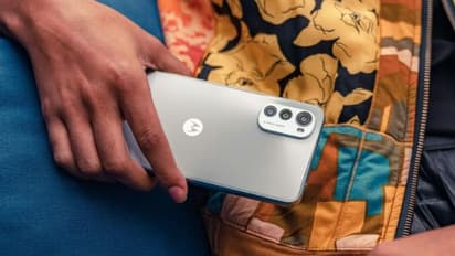 Moto E32 : குறைந்த விலையில் நிறைந்த அம்சங்களுடன் Moto e32 அறிமுகம்!