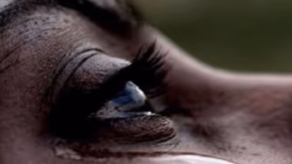 ஆசைவார்த்தை கூறி ஆசைத்தீர ரூம் போட்டு உல்லாசம்.. வேலை முடிந்ததும் வேலையை காட்டிய இளைஞர்.. கதறும் இளம்பெண்.!