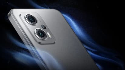 POCO X4 GT দুর্দান্ত ফিচার-সহ স্টাইলিশ লুকে লঞ্চ হল এই স্মার্টফোন,জেনে নেওয়া যাক এই ফুল স্পেসিফিকেশন এবং দাম