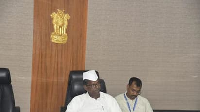 उद्धव को राहत या एकनाथ शिंदे को झटका, शनिवार को महाराष्ट्र की सियासत में इन फैसलों पर होगी नजर