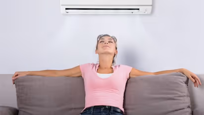 எச்சரிக்கை..! ஏசியில் நீண்ட நேரம் இருக்கும் நபரா? மோசமான பின் விளைவுகள் வரும்.. அறிகுறிகள் இதோ..