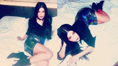 బెడ్ పై శృతి హాసన్ హాట్ ఫోజులు.. టైట్ ఫిట్ లో కవ్విస్తున్న గ్లామర్ బ్యూటీ.. 