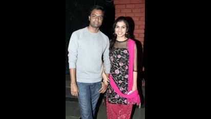 విడిపోతున్న స్టార్‌ సింగర్స్ హేమచంద్ర, శ్రావణ భార్గవి?.. సోషల్‌ మీడియాలో దుమారం..