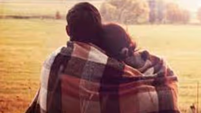 जयपुर से दिल दहला वाली घटना: पति-पत्नी ने एक साथ की आत्महत्या, मौत के लिए चुना खतरनाक स्पॉट...