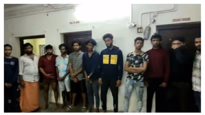 കായംകുളത്ത് എംഡിഎംഎ പിടികൂടി, 'മോട്ടി'യും മറ്റ് 10 പേരും പിടിയിൽ