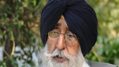 పంద్రాగస్ట్ వేడుకలు.. త్రివర్ణ పతాకం కాదు, సిక్కు జెండా ఎగురేయండి : అకాలీదళ్ ఎంపీ సంచలన వ్యాఖ్యలు