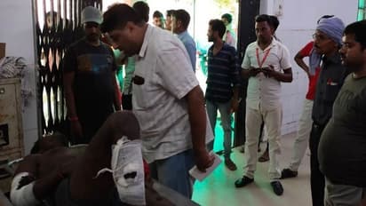 जमीन पर रखते ही ब्लास्ट हो गया ऑक्सीजन सिलिंडर, ट्रैक पर काम कर रहे दो रेलकर्मी समेत 4 हुए घायल