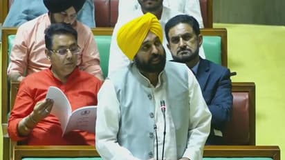 ಪಂಜಾಬ್ನಲ್ಲಿ ಇನ್ಮುಂದೆ ಶಾಸಕರಿಗೆ ಒಂದೇ ಬಾರಿ ಪಿಂಚಣಿ: ಸರ್ಕಾರದ ಬೊಕ್ಕಸಕ್ಕೆ 5 ವರ್ಷದಲ್ಲಿ 100 ಕೋಟಿ ಉಳಿತಾಯ..!