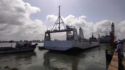 കൊച്ചിന്‍ കപ്പല്‍ശാല നിര്‍മ്മിച്ച ഇലക്ട്രിക്ക് ബാര്‍ജ്ജ് നോര്‍വേയിലേക്ക് 