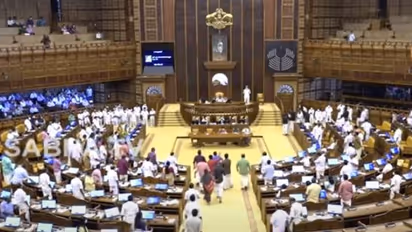 പ്രതിപക്ഷ പ്രതിഷേധം, സഭാ നടപടികള്‍ നിര്‍ത്തിവെച്ചു, സഭയില്‍ അപൂര്‍വ മാധ്യമവിലക്ക്