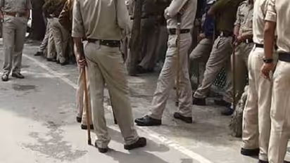 मेरठ: मारपीट के मामले में जांच करने गई पुलिस के साथ हाथापाई, मौका पाकर आरोपी हुआ फरार