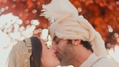 ನಿಮ್ಮ ಖುಷಿಯಲ್ಲಿ ಖಂಡಿತ ನಾವಿರಲಿಲ್ಲ, ರಣಬೀರ್ ಆಲಿಯಾಗೆ ಕಾಂಡೋಮ್ ಕಂಪನಿಯ ಫನ್ನಿ ಶುಭಾಶಯ!