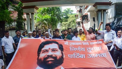 മഹാരാഷ്ട്രയിൽ വിമതർക്ക് ആശ്വാസം: അയോഗ്യതാ നോട്ടീസിൽ മറുപടി നൽകാൻ കോടതി സമയം നീട്ടി നൽകി