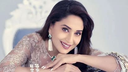 IFFI  2023: నటి మాధురీ దీక్షిత్ కి అరుదైన గౌరవం!