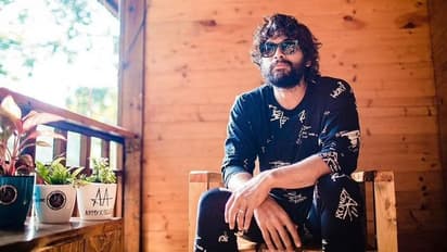 అల్లు అర్జున్ షాకింగ్ లుక్, అసలేమైంది బన్నీ నీకు అంటూ.. నెటిజన్ల ట్రోలింగ్, కారణమేంటి..?