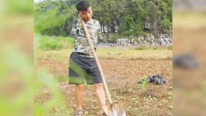 കൈകളില്ല, നന്നായി പാചകം ചെയ്യും, വിറക് വെട്ടും, കൃഷി ചെയ്യും, അതിമനോഹരമായി എഴുതും