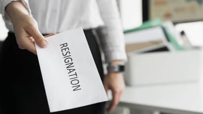 അബദ്ധത്തിൽ തൊഴിലാളിയുടെ അക്കൗണ്ടിലേക്ക് വന്നത് ശമ്പളത്തിന്റെ 286 ഇരട്ടിയിലധികം രൂപ, രാജിവച്ച് മുങ്ങി