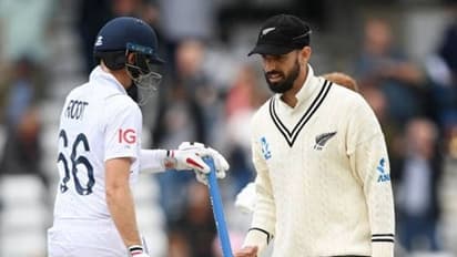 ഡാരില് മിച്ചലിന് ജോ റൂട്ടിന്റെ ആദരം! വൈറല് വീഡിയോ ഏറ്റെടുത്ത് ക്രിക്കറ്റ് ലോകം; ഇംഗ്ലണ്ട് അടിമുടി മാറി