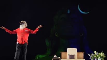 Save Soil Movement: सद्गुरू की मुहिम को मिला सितारों का साथ, मिट्टी बचाने के लिए पूरी हुई 100 दिनों की यात्रा