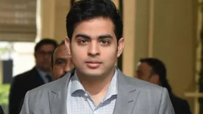 5జీ టెక్నాలజీ గేమ్ చేంజర్, సమాజాన్ని స్మార్ట్‌గా మారుస్తుంది : రిలయన్స్ జియో చీఫ్ ఆకాష్ అంబానీ 