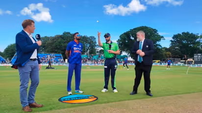 দ্বিতীয় টি২০ ম্য়াচে ভারতীয় দল ৩ পরিবর্তন, টস জিতে ব্য়াটিং করার সিদ্ধান্ত টিম ইন্ডিয়ার