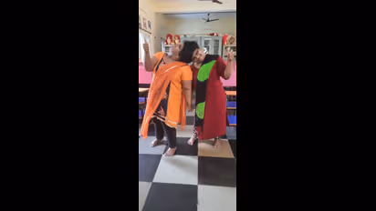 ఇంటర్ ఫస్ట్ క్లాసులో పాసైన వీణా - వాణి... మంత్రి సత్యవతి స్పెషల్ విషెస్