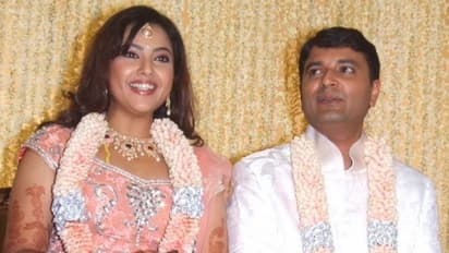 நடிகை மீனாவின் கணவர் வித்யாசாகரின் பின்னணி என்ன?... அவரைப் பற்றி பலரும் அறிந்திடாத சில தகவல்கள்