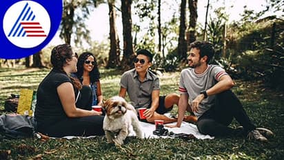 ಮನುಷ್ಯರೂ ನಾಯಿಯಂತೆ ಮೂಸಿ ನೋಡ್ತಾರಾ ? ಒಂದೇ ಮೈ ವಾಸನೆ ಇರುವವರ ಮಧ್ಯೆ ಒಡನಾಟ ಹೆಚ್ಚಂತೆ !