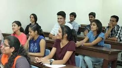 அனைத்து கல்லூரிகளும் ஜூலை 18-ல்  திறப்பு.. அரசு கல்லூரிகளில் மாணவர் சேர்க்கை எப்போது..? வெளியான முக்கிய தகவல்.