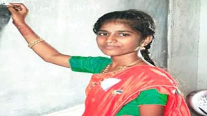 కంటతడి పెట్టిస్తున్న ఫలితం.. పరీక్షలు ముగిశాక ఇంటికి వస్తుండగా ప్రమాదంలో మృతి.. కానీ ఫలితాల్లో కాలేజ్ టాపర్..