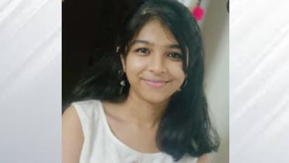 भोपाल में मां के जन्मदिन पर 10वीं में पढ़ने वाली बेटी ने किया सुसाइड, कहा-'मम्मी का सरप्राइज गिफ्ट'