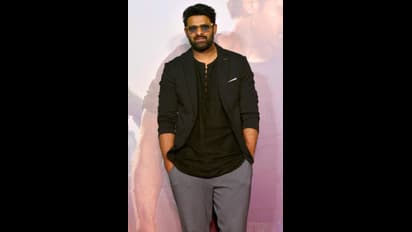 సలార్ మూవీలో యష్?... అదిరిపోయే ట్విస్ట్ మైండ్ బ్లోయింగ్ కాంబినేషన్!