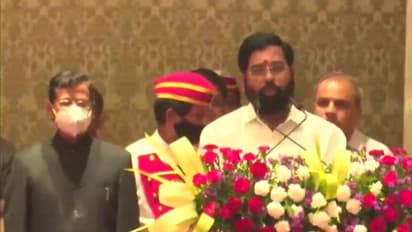 maharashtra crisis: మహారాష్ట్ర సీఎంగా ప్రమాణ స్వీకారం చేసిన ఏక్‌నాథ్ షిండే