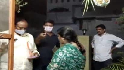 పోలీసులు కొట్టారంటూ జడ్జితో యూట్యూబర్ ... మెడికల్ రిపోర్ట్ తారుమారుకు సిఐడి ప్రయత్నం? 