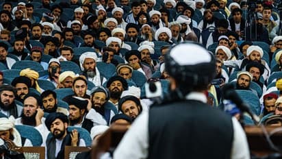 నూతన వధువు కోసం మిలిటరీ హెలికాప్టర్ తీసుకెళ్లిన తాలిబాన్ కమాండర్!