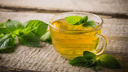 மூளையை ஆக்ட்டிவாக வைக்க உதவும் மூலிகை டீ !