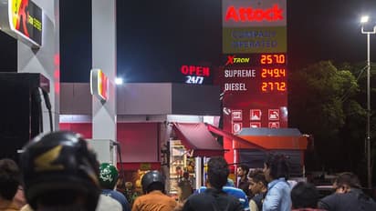 ಉಡುಪಿಯಲ್ಲಿ ಹೆಚ್ಚಾದ ಇಂಧನ ದರ: ನಿಮ್ಮ ನಗರಗಳಲ್ಲಿ ಇಂದಿನ ಪೆಟ್ರೋಲ್, ಡೀಸೆಲ್ ಬೆಲೆ ವಿವರ ಹೀಗಿದೆ..