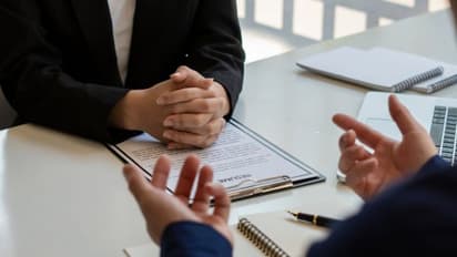 রোজ সকালে ঘুম থেকে উঠে এই বিশেষ কাজ করুন, দূর হবে চাকরির বাধা, রইল জ্যোতিষ মত