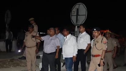 आधी रात को बुंदेलखंड एक्सप्रेस वे का निरीक्षण करने पहुंचे अपर मुख्य सचिव, कहा- एक सप्ताह में पूरा हो जाए काम