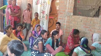 सुलतानपुर के गांव में एक साथ 5 लोगों की मौत, रात में ही हुआ शवों का अंतिम संस्कार