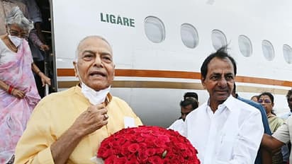 Yashwant Sinha: కేసీఆర్తో కలిసి బీజేపీపై పోరాడతా: యశ్వంత్ సిన్హా